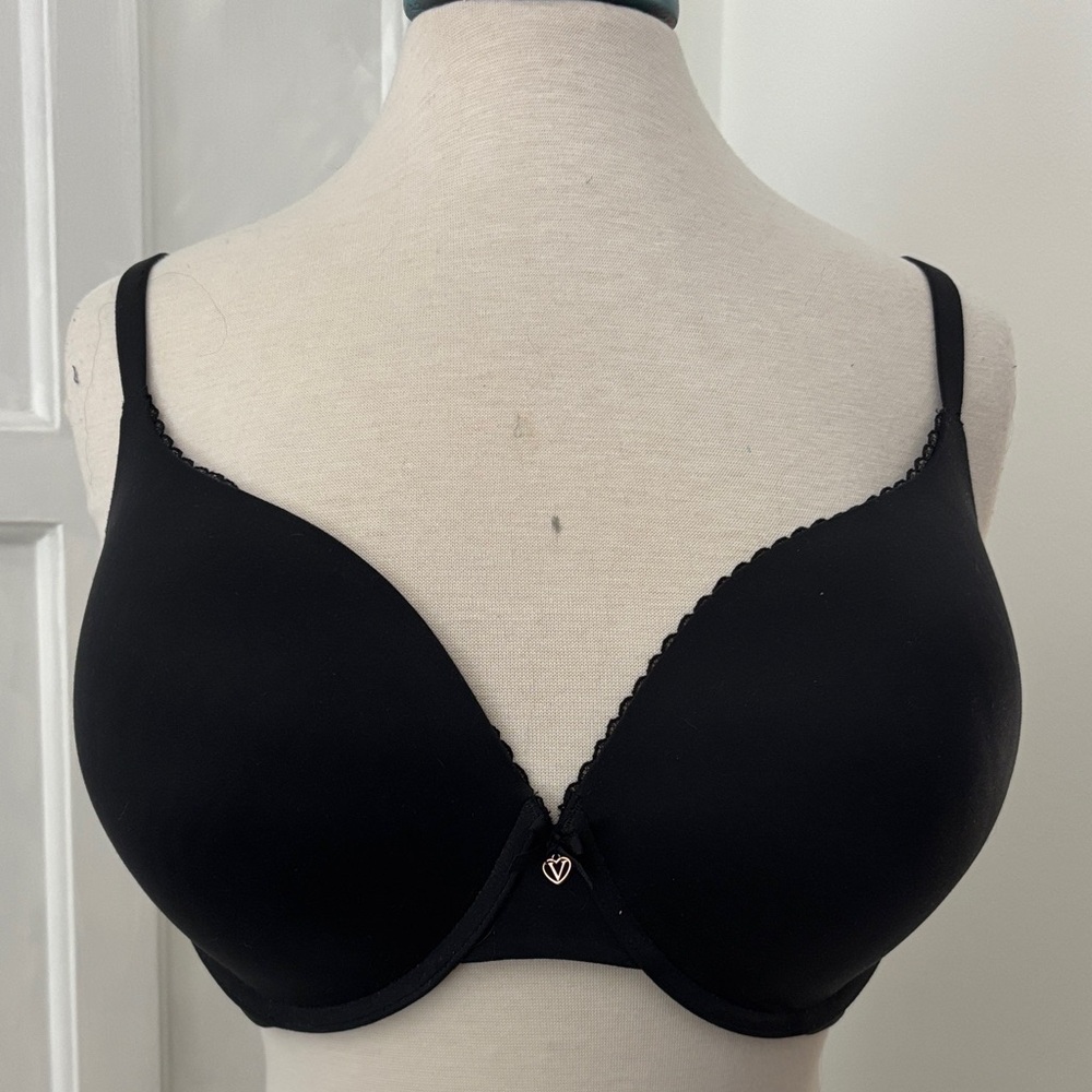 Victoria's Secret T-Shirt Push up Bra
